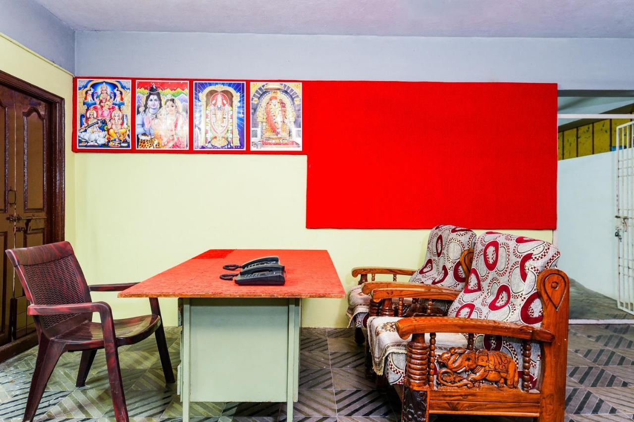 Oyo 26234 Annapurna Nilayam Hotel Vidzsajavádá Kültér fotó