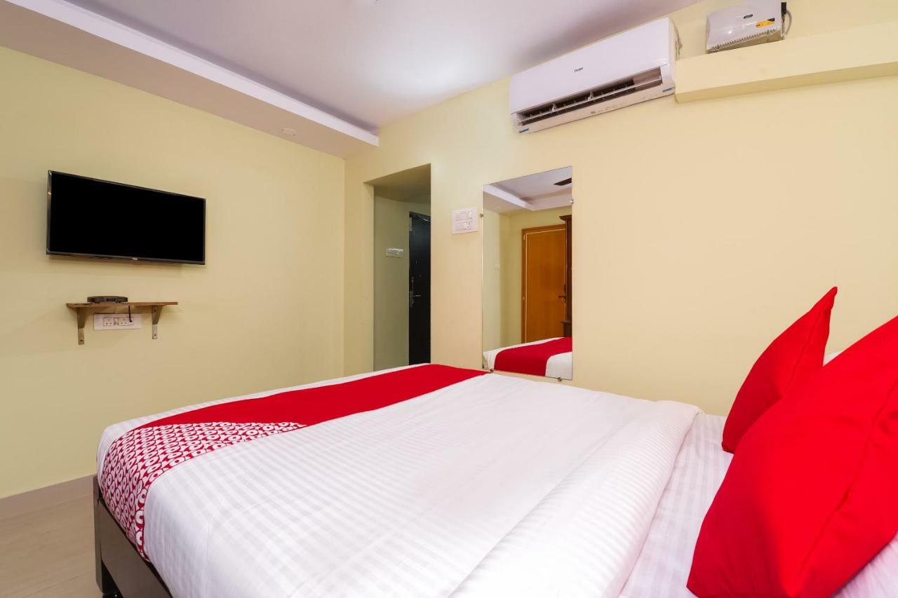 Oyo 26234 Annapurna Nilayam Hotel Vidzsajavádá Kültér fotó